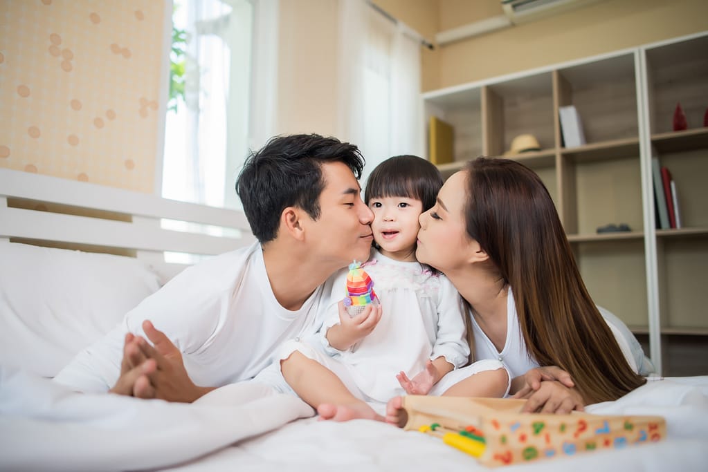 5 cách ba mẹ làm bạn cùng con