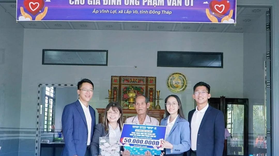 Nhà Đại Đoàn Kết NQH English - NQH English (1) Nhà Đại Đoàn Kết NQH English - NQH English (1)