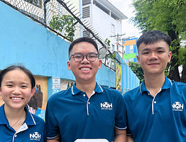 vong-tron-cho-nhan-nqh-2-1 Hành Trình Nối Dài Vòng Tròn Cho – Nhận: Bạn Trẻ NQH Trao Cơm Đến Thân Nhân Bệnh Nhi Nhi Đồng 1