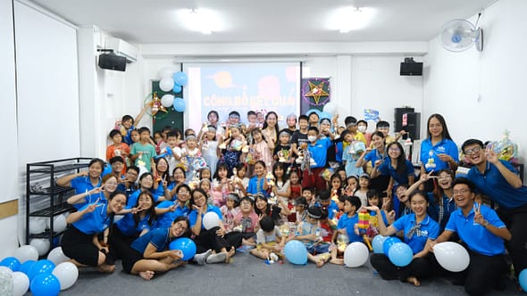 Ngày hội trung thu 2024 NQH English Ngày hội Trung Thu “Lên cung trăng vui lắm” 2024